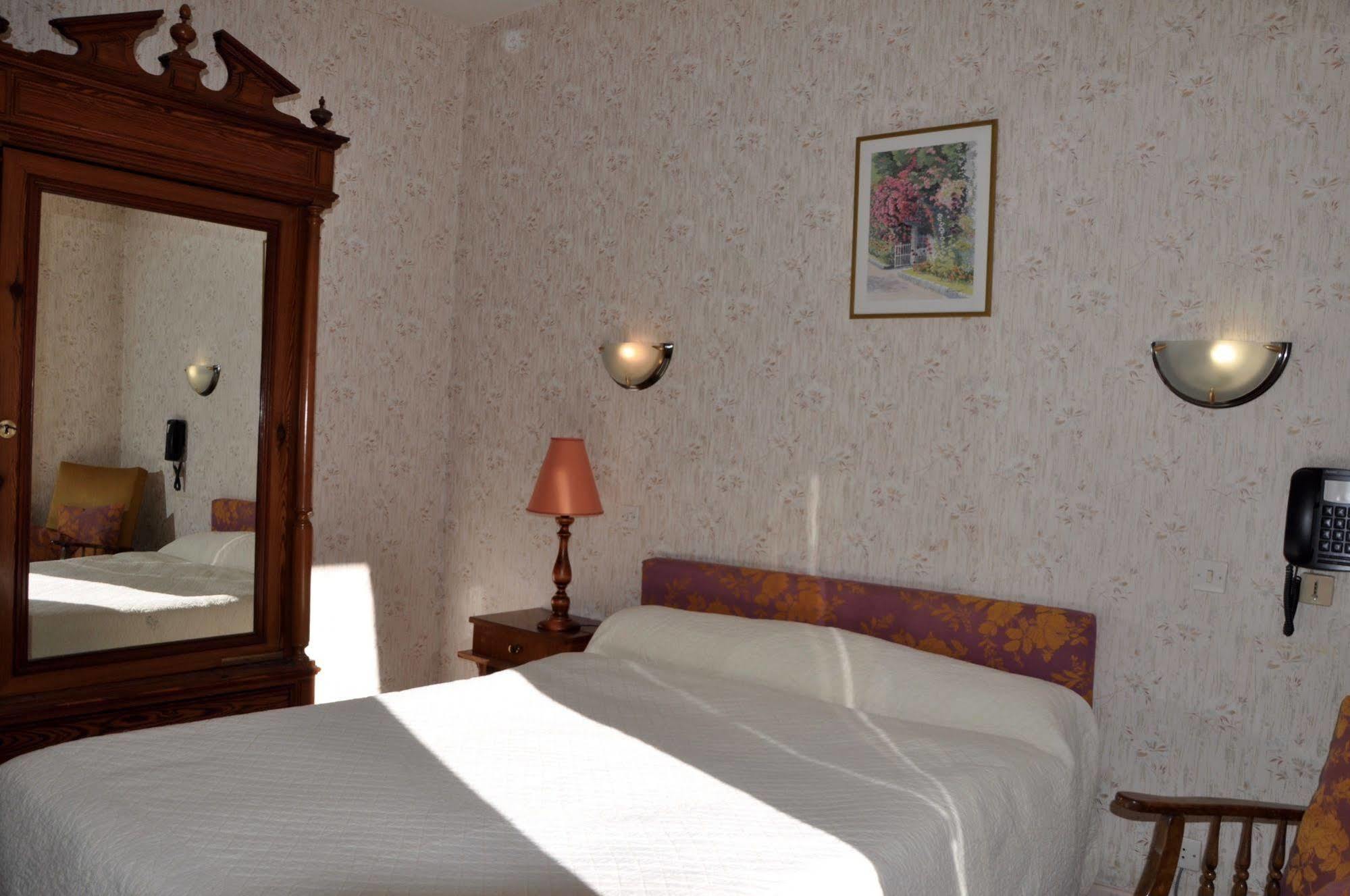 Hotel Des О-Бонн Екстер'єр фото
